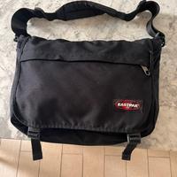 Borsa messanger Eastpak
