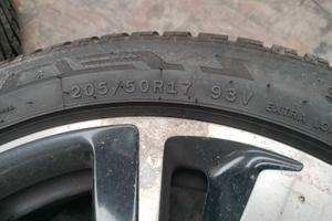 Pneumatici 4 stagioni