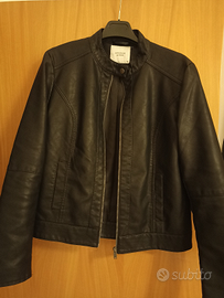 Giubbino nero simil pelle