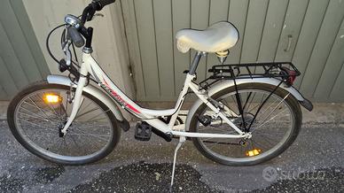 Bici Donna/Bambina, ruote del 24, con il cambio