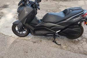 Yamaha Xmax 300 aprile 2023
