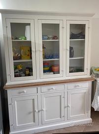 Vetrina con credenza in rovere placcato bianco