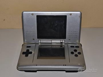 Nintendo DS Fat Grigio Per Ricambi Cerniera Rotta