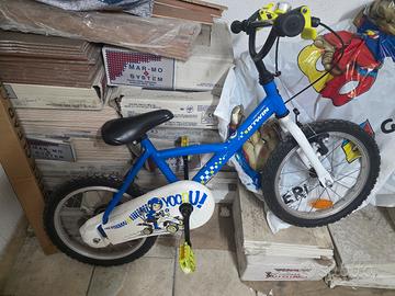 Bicicletta BTWIN azzurra per bambino 