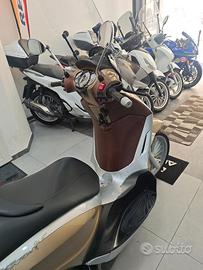 Piaggio Beverly 300 i.e. 300ie
