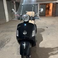 Vespa 250 Gts