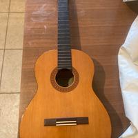 Chitarra yamaha