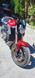 Cb 650 r