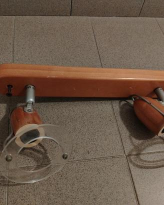 Faretto, due lampadine