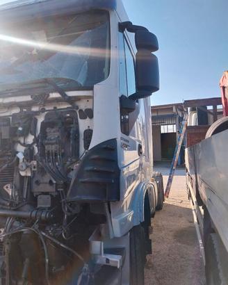 stralis 460 