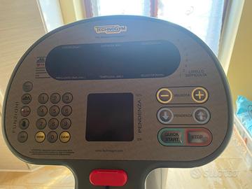 Tapis roulant tecnogym