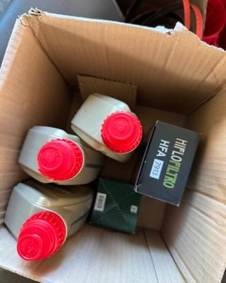 TAGLIANDO F800 GS - OLIO E FILTRI