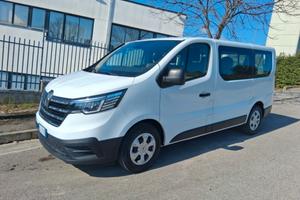 Renault Traffic 9 posti