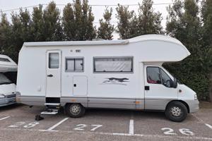 Laika mansardato doppio clima +generatore