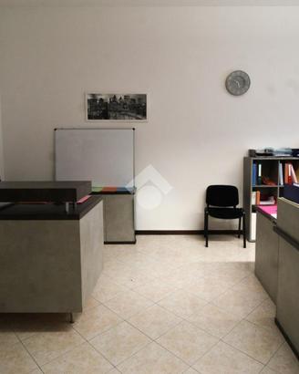 UFFICIO A CAPRIOLO