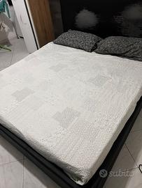 Lavatrice , settimino,frigorifero e letto