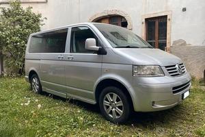 MULTIVAN CON RAMPA PER DISABILI