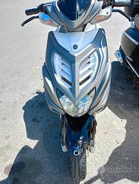 Yamaha Aerox  50