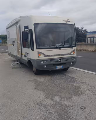 Camper motorom Cartago C59