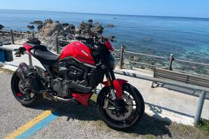 Ducati Monster 937 Plus