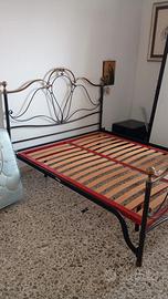 letto lipparini con reti in doghe in legno