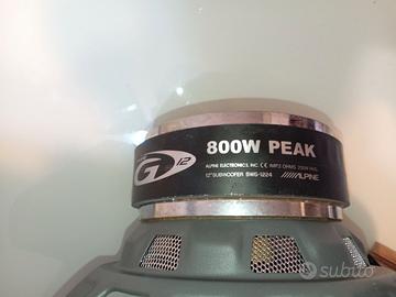 Subwoofwe Alpine 800 Watt + Amplificatore PTX500