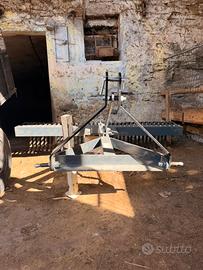 Rastrello per trattore