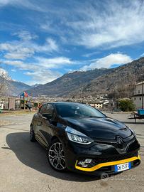 Renault clio rs trophy 18 (220cv 1.6 )