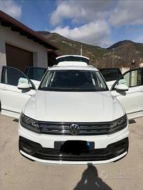 Volkswagen Tiguan 1.6 tdi Sport *Rline*