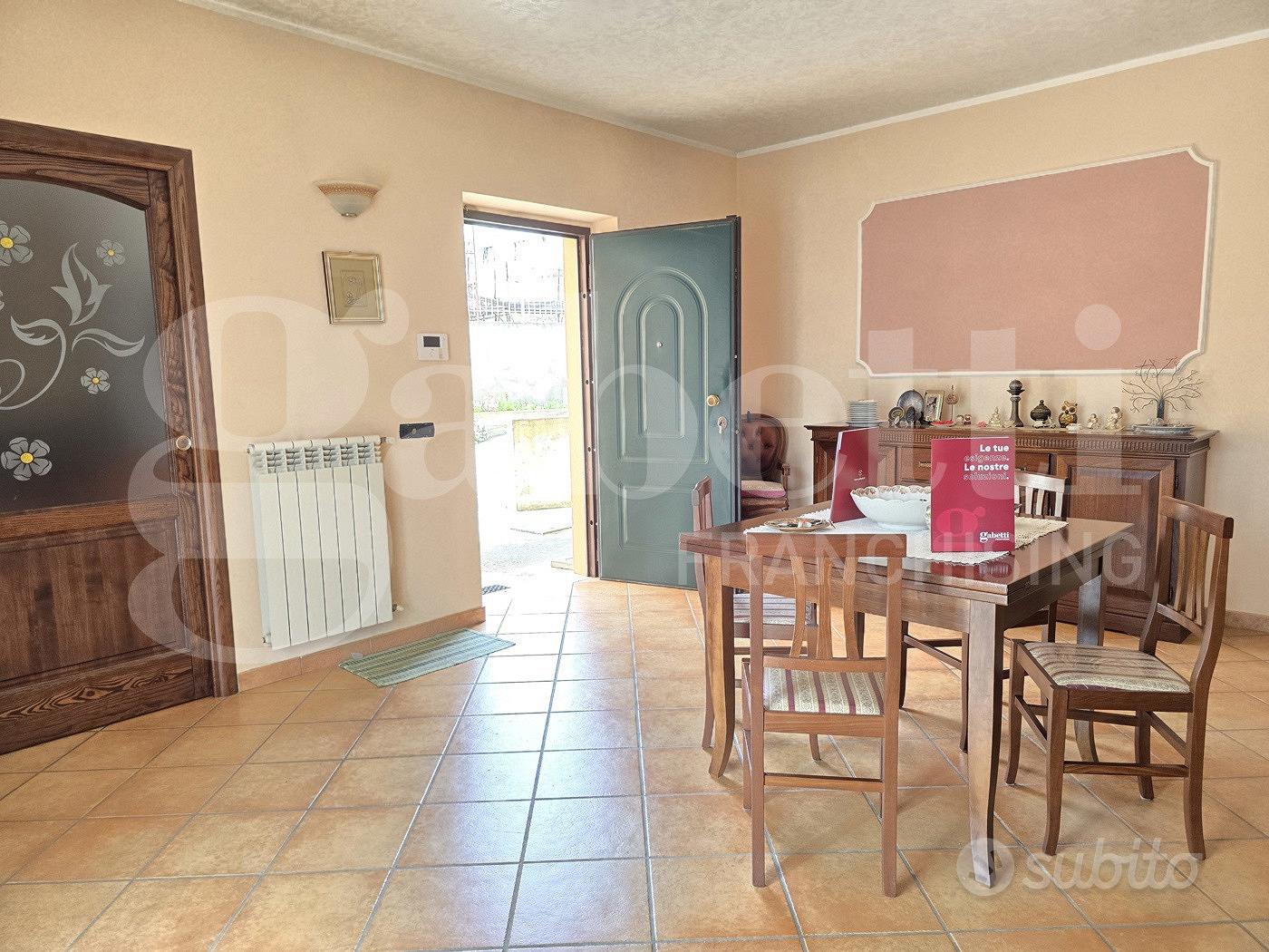 Appartamento Pentone [CS013VRG] - Vista 3
