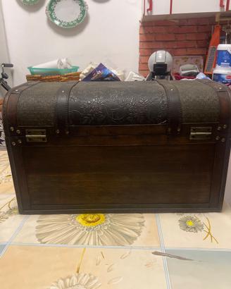 Bauletto Scrigno in Legno Vintage  (52x28x30 cm)
