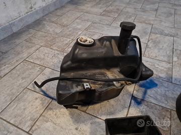 serbatoio stabilizzatore vasca sotto sella vespa
