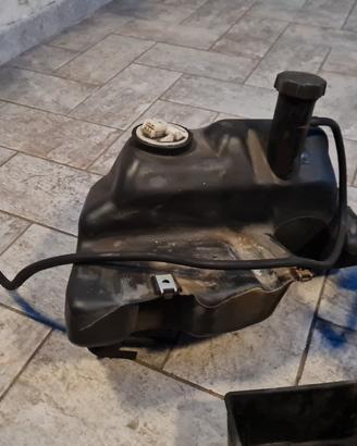 serbatoio stabilizzatore vasca sotto sella vespa