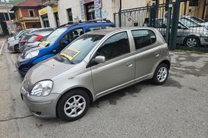 Toyota Yaris 1.0 5 porte