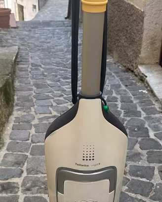 Folletto Vk220s + accessori