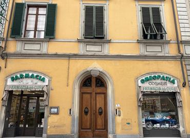 NEGOZIO A FIRENZE
