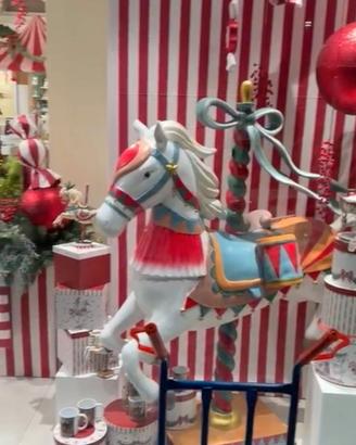 CAVALLO IN RESINA