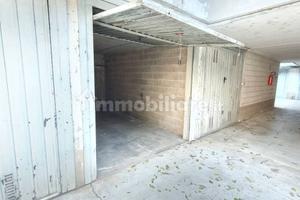 2 Box auto QT8-Gallaratese