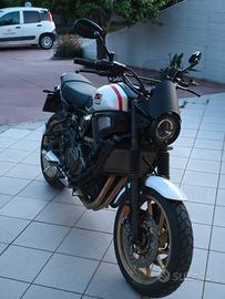 Yamaha xsr 700 XTribute 2023