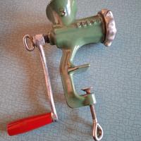 Tritacarne manuale vintage anni 50-60