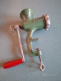 Tritacarne manuale vintage anni 50-60