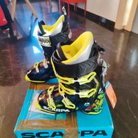 scarponi da sci alpinismo 