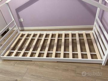 Letto Montessori a casetta in legno bianco 200x90 