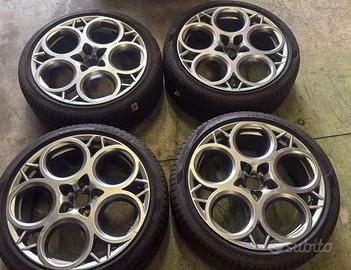 4 pneumatici pirelli 235/40 r20 96v pn19610