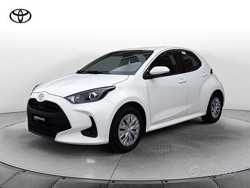 Toyota Yaris Hybrid 115 Business Pack