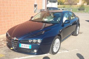autovettura alfa romeo 159 