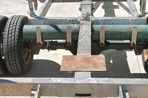 Rimorchio carrello da cantiere a motore idraulico 