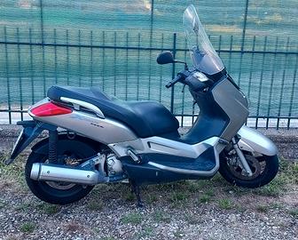 Yamaha X-Max 250 - 2005