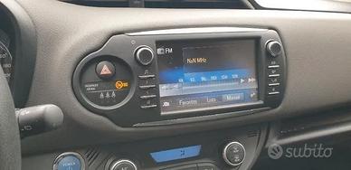 Autoradio Toyota Yaris Hybrid