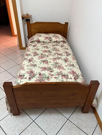 Cameretta : letto comodino sedia